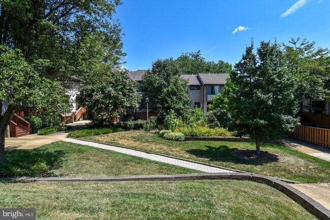 Building Photo - 1809 Westwind Way