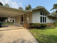 Building Photo - 8532 Pepperdine Dr