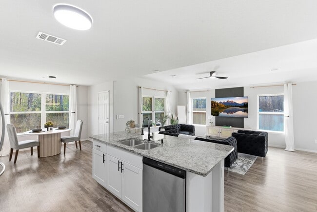 Building Photo - 8027 Dauntless Dr