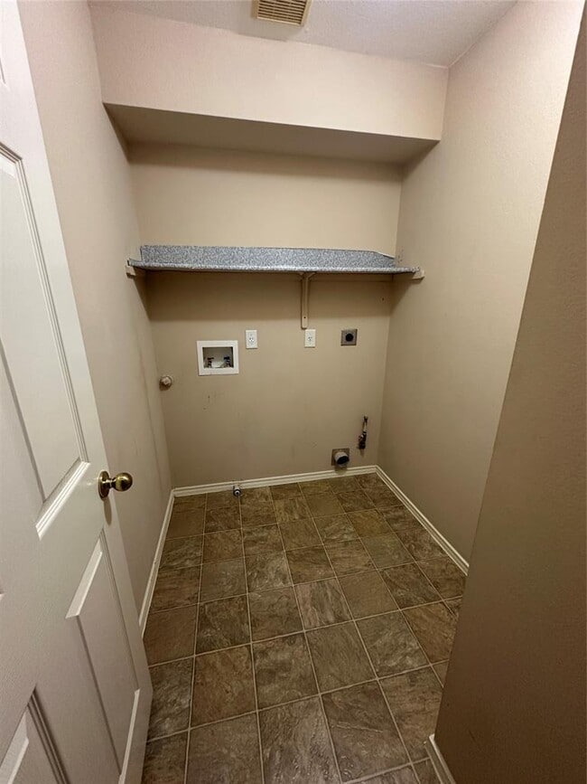 Building Photo - 14408 Ballycastle Trail