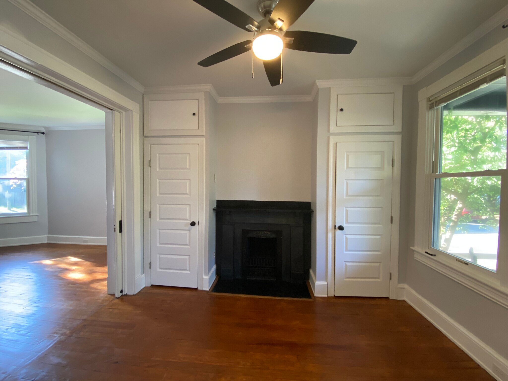 Building Photo - 618 W 26th St