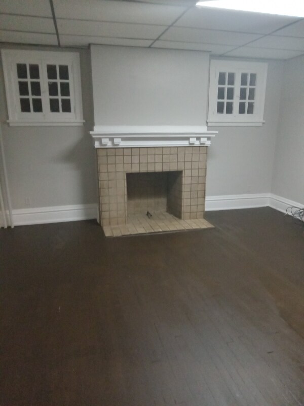 Building Photo - 616 Napoleon St