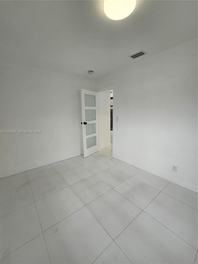 Building Photo - 1421 NW 65th Terrace