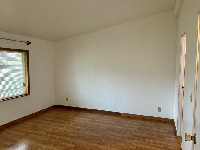 Building Photo - 5296 Comanche