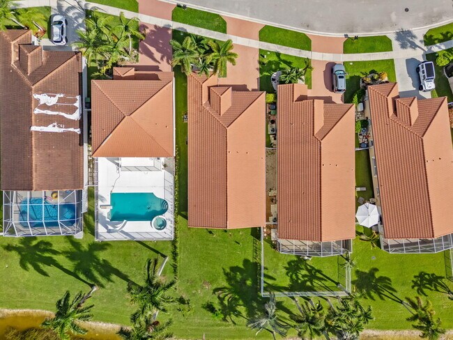 Building Photo - 3665 Miramontes Cir