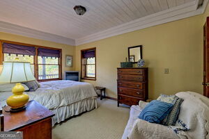 Building Photo - 842 Saddle Back Cir
