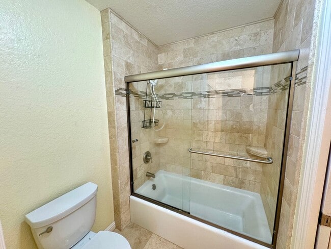 Building Photo - Great 2B/1.5BA Condo in Carlsbad!