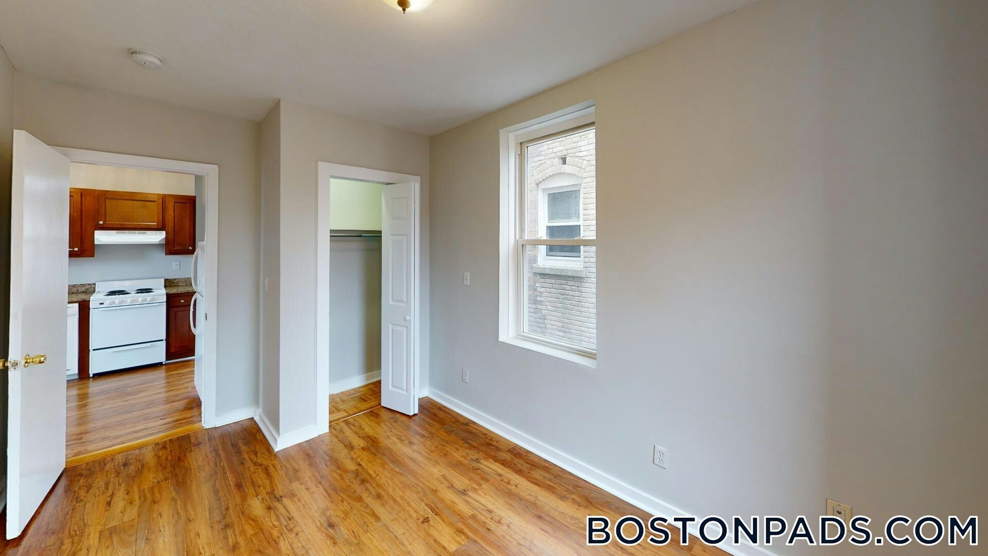 Building Photo - 224 Hanover St
