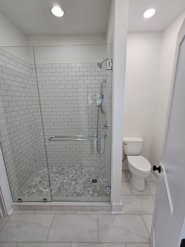 Building Photo - Brand-New 3-Bedroom Home with Bonus Room, 2-Car Garage, and Maintenance-Free Living