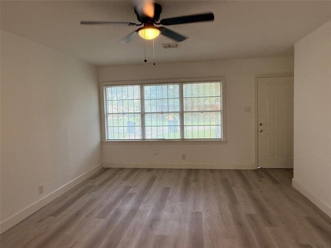 Building Photo - 6822 Tierwester St