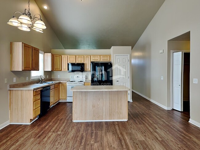 Building Photo - 168 Crystal Bay Dr