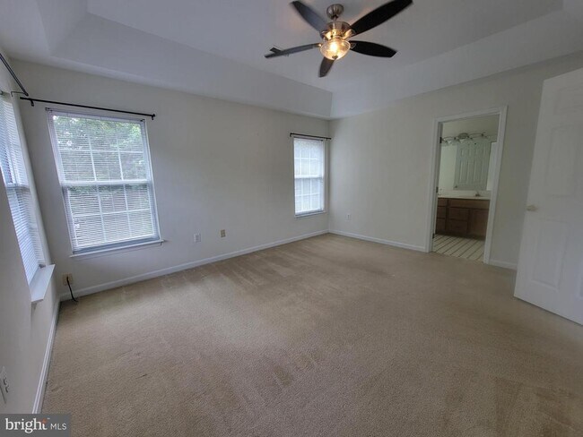 Building Photo - 20872 Ivymount Terrace