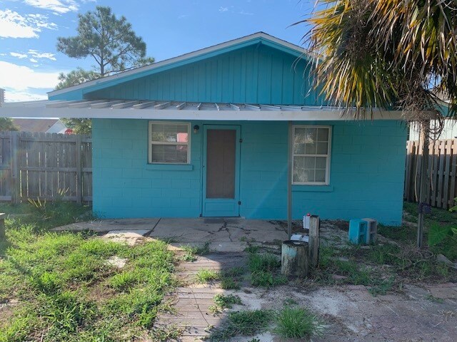 Building Photo - 8424 Elizabeth Ave