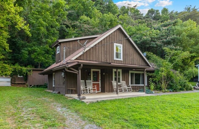 Building Photo - 3626 Pittman Center Rd