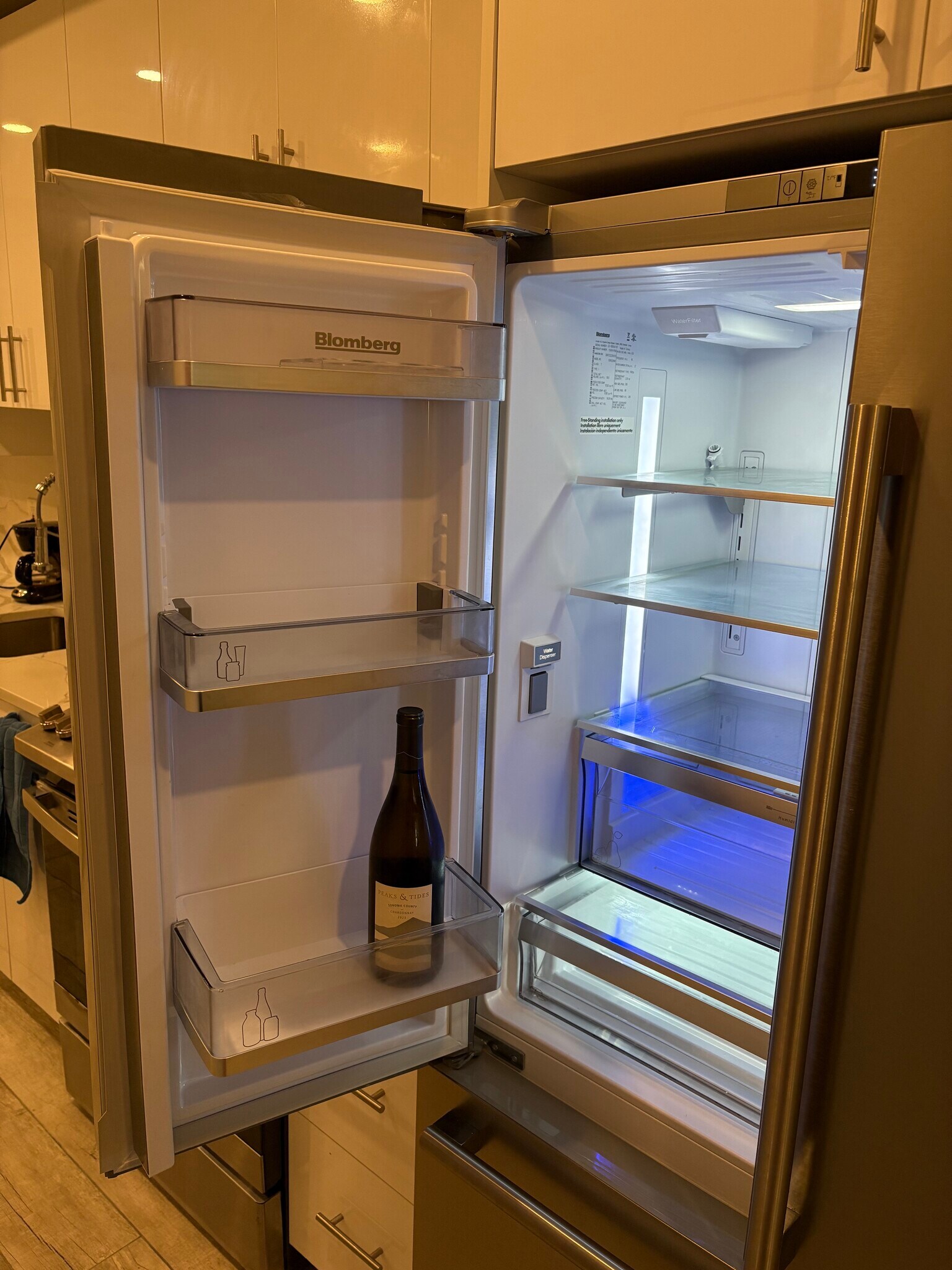 Building Photo - 2556 University Pl NW