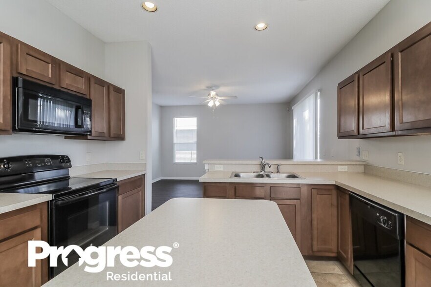 Building Photo - 12370 Arlington Park Ln