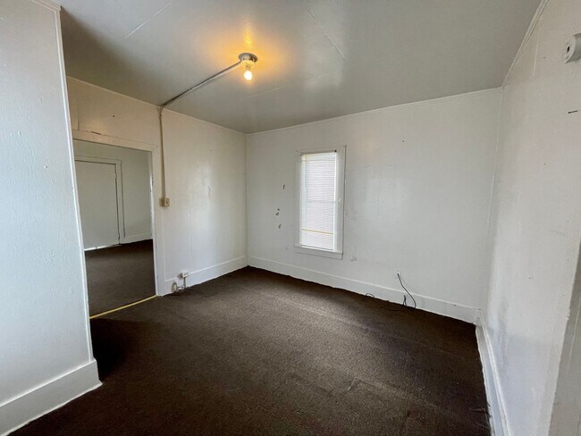 Building Photo - 840 Peach Ave