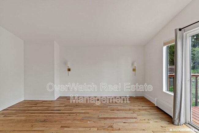 Building Photo - 4720 Talus Dr