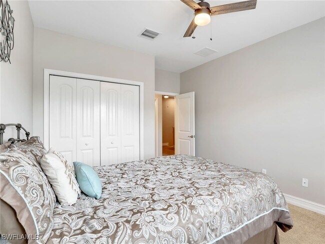 Building Photo - 15851 Portofino Springs Blvd