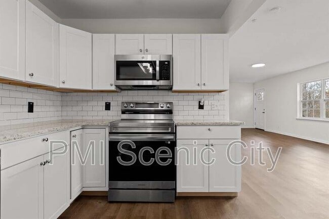 Building Photo - 3919 Weldon Dr