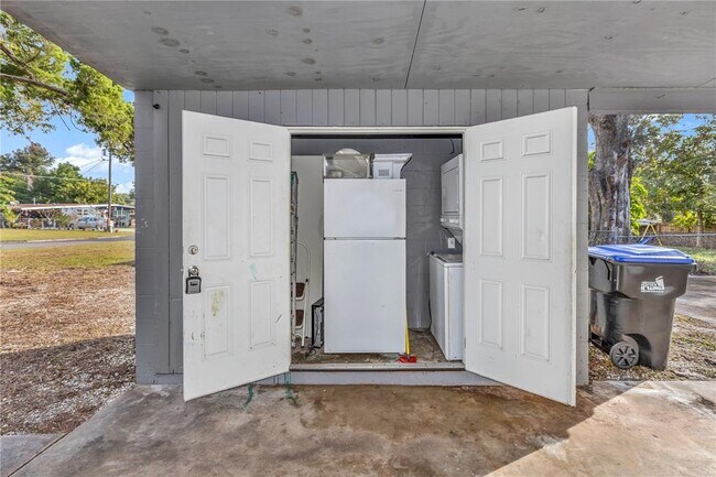 Building Photo - 4726 Abaca St