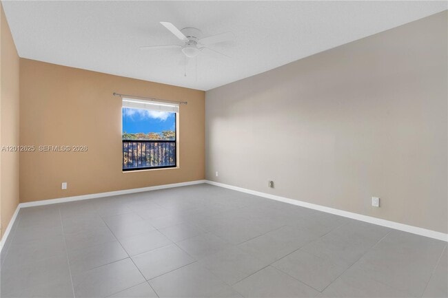 Building Photo - 3050 NW 42nd Ave