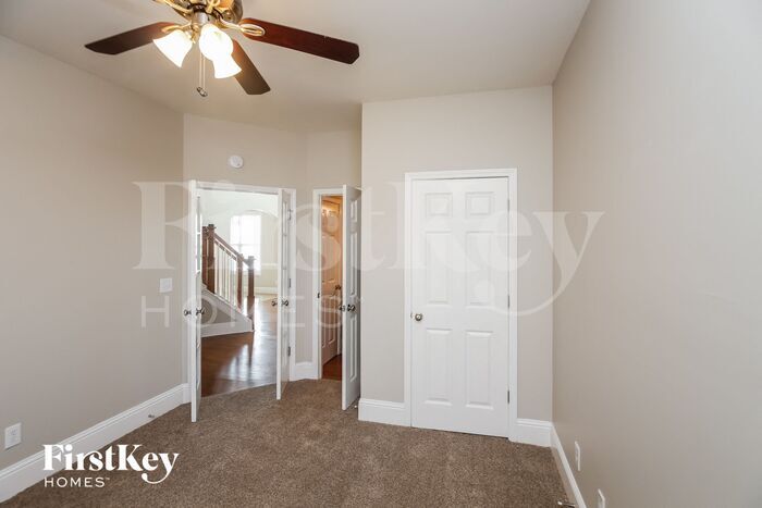 Building Photo - 1030 Cureton Dr