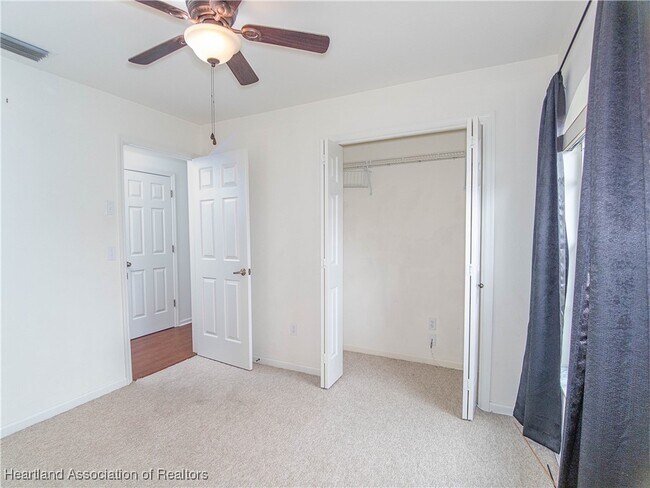 Building Photo - 2508 Manor Dr