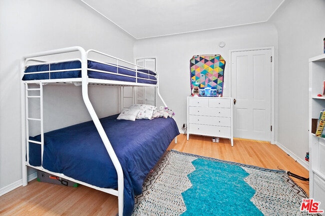 Building Photo - 1272 Ridgeley Dr