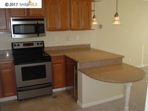 Building Photo - Lovely upgraded studio condo with resort-like amenities at desirable Watergate by the bay!