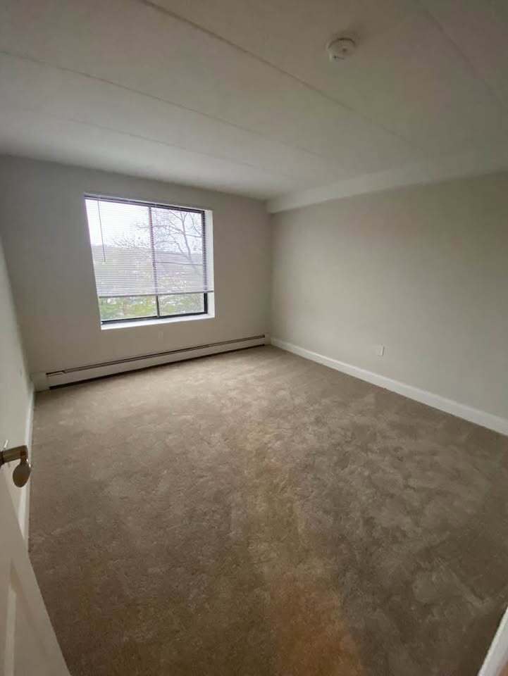 Building Photo - 961 Southern Artery