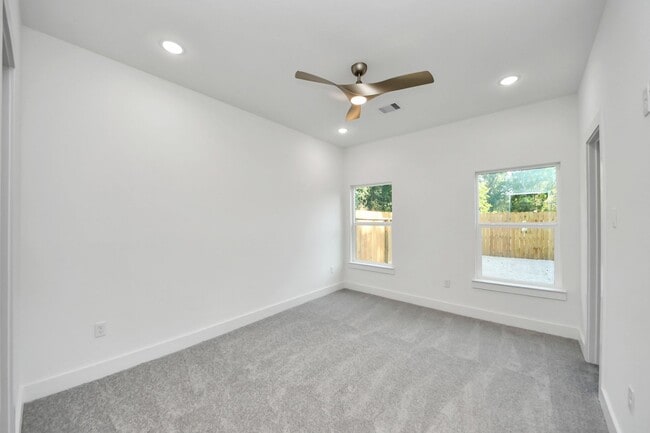 Building Photo - 9409 Caddo Rd