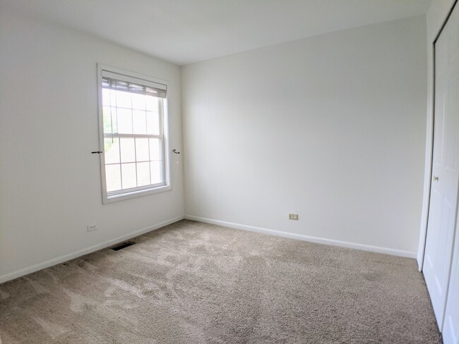 Building Photo - 1504 Thornfield Ln