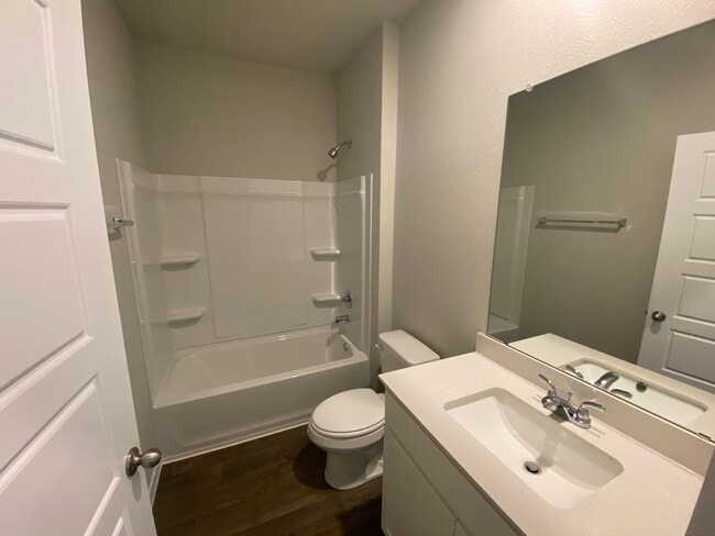 Building Photo - Brand New 3 Bed, 2 Bath in Maxwell!