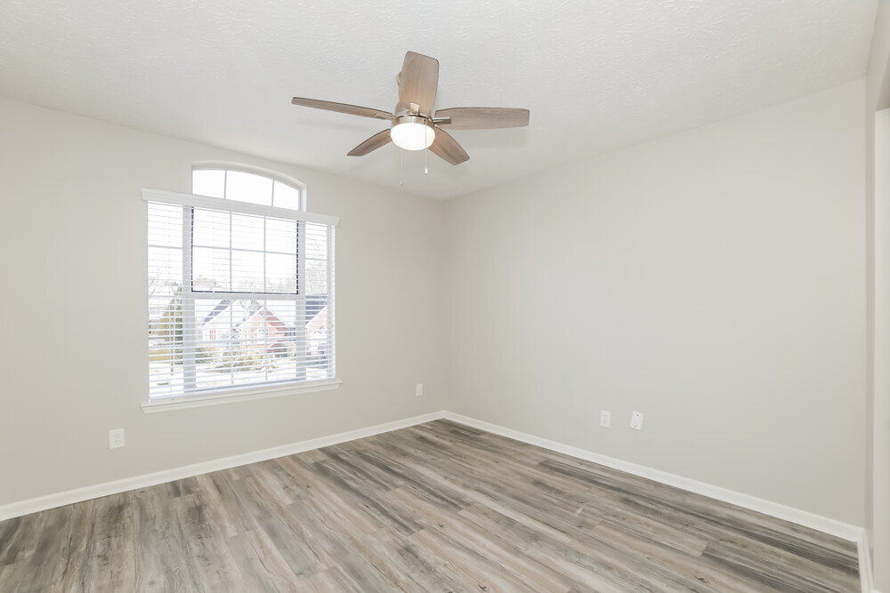 Building Photo - 3729 Riverside Pkwy