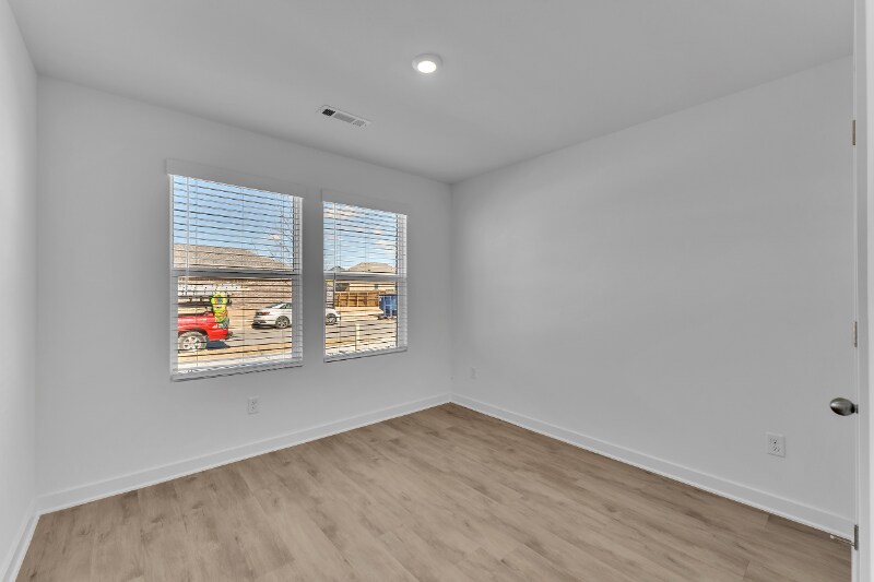 Building Photo - 4671 W Aurora St