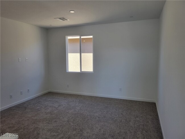 Building Photo - 187 Jaldena Ln