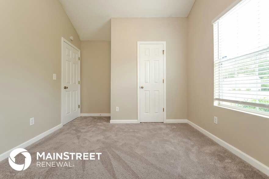 Building Photo - 6768 Merrywood Dr