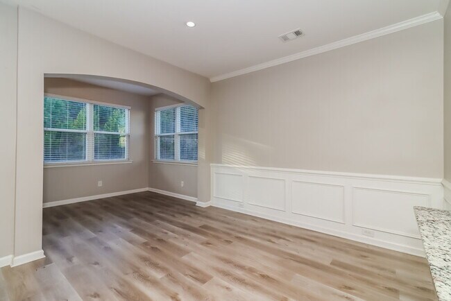 Building Photo - 311 Upper Pheasant Ct