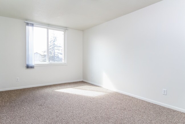 Building Photo - 1st Month Free!