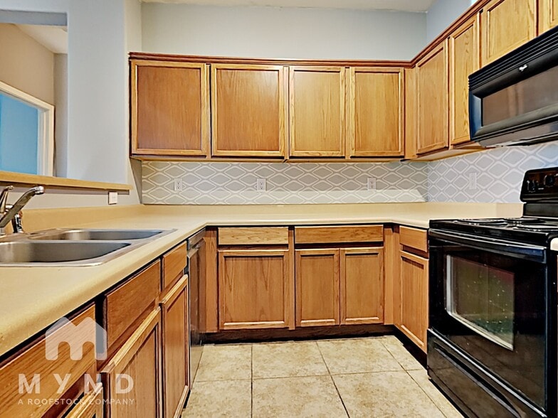 Building Photo - 3694 E Yeager Dr