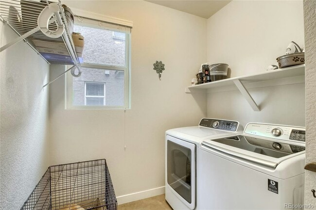 Building Photo - 6775 Morrison Dr