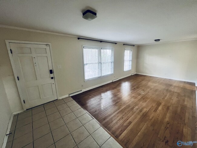 Building Photo - 4006 Devon St SE