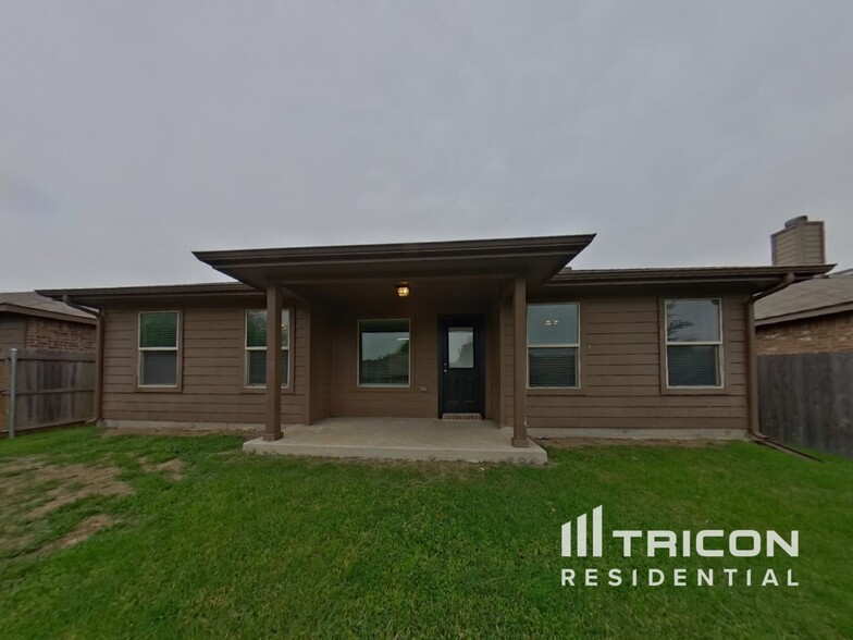 Building Photo - 141 Bridlewood St