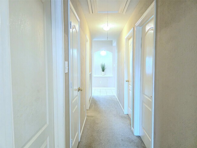 Building Photo - 15222 Heron Meadow Ln