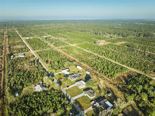 Building Photo - 2310 Laguna Dr