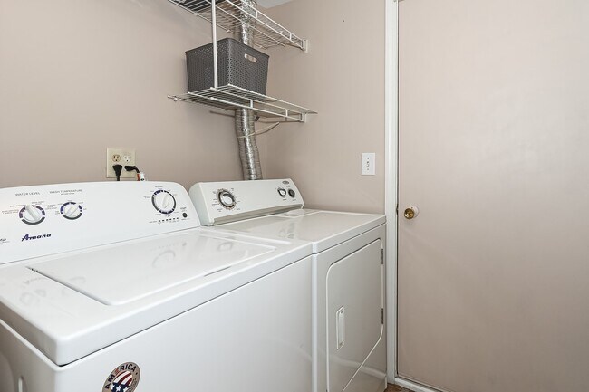 Building Photo - 1272 Silk Oak Ln