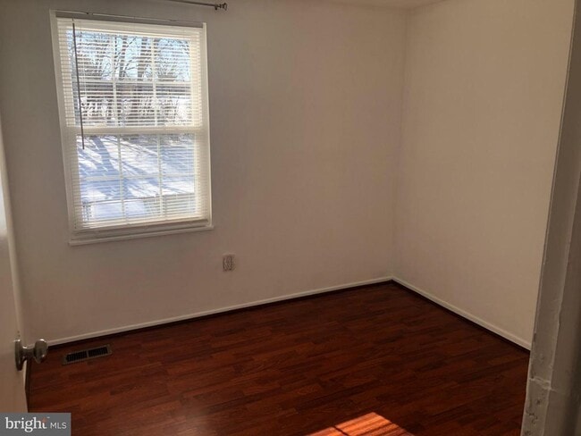 Building Photo - 19212 Deep Run Ct