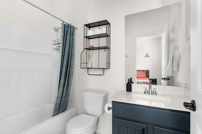 Building Photo - 7810 Song Sparrow Dr.