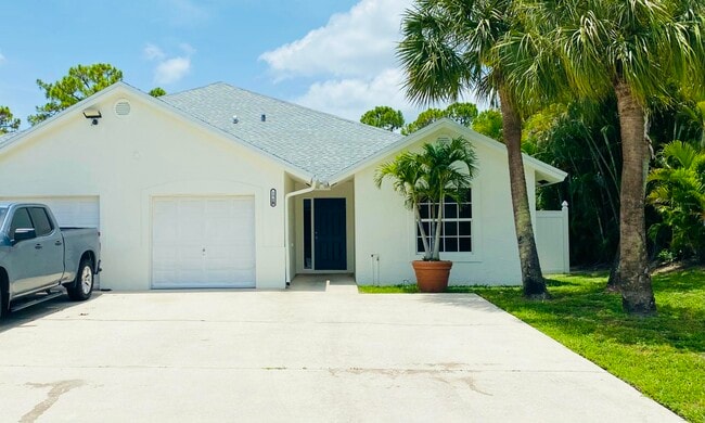 Primary Photo - 194 Sparrow Dr